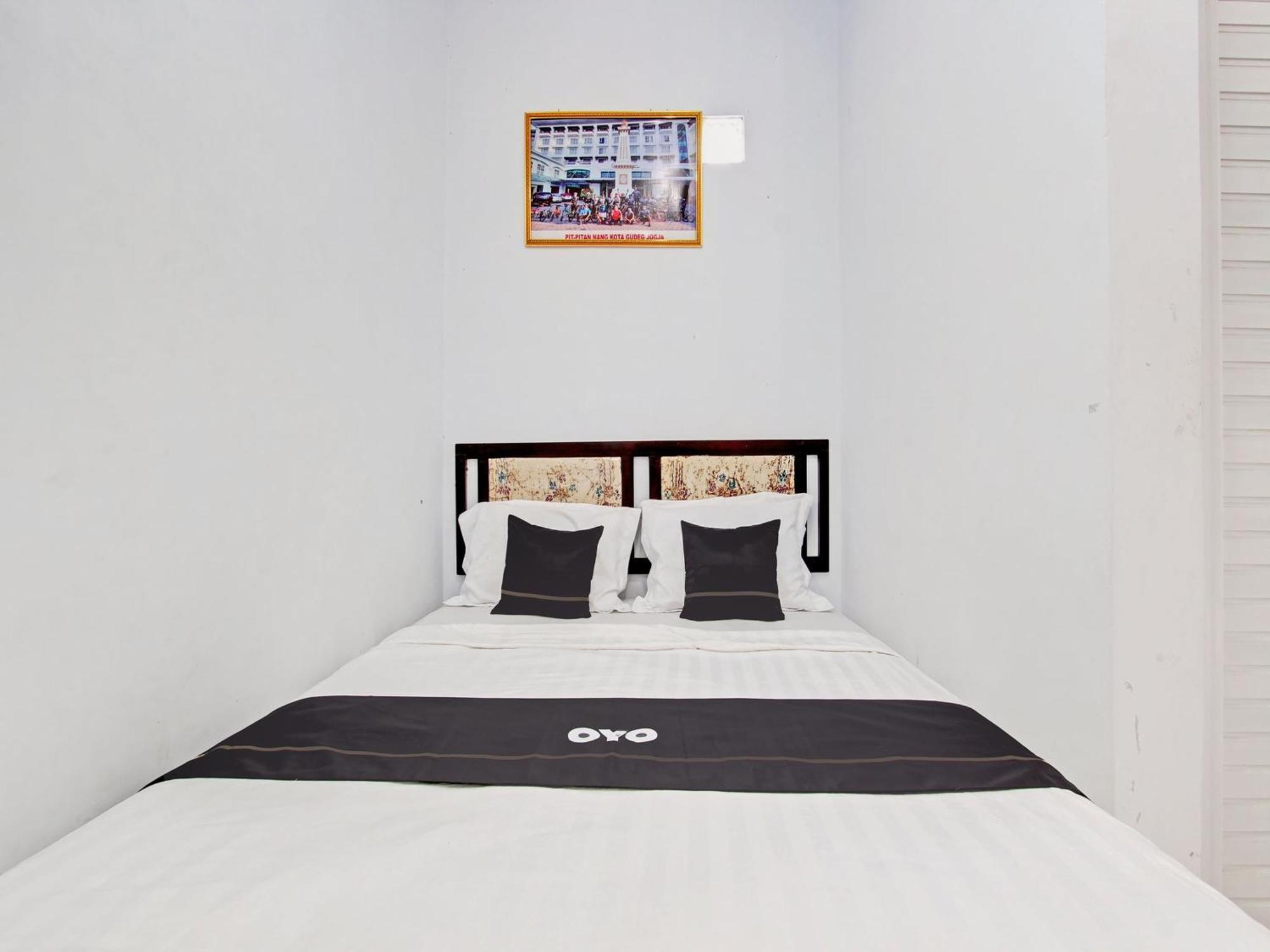 O New Tirken Hotel *